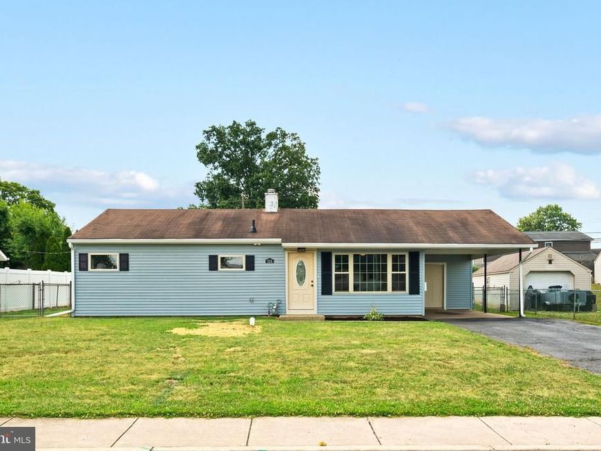224 Suffolk Road, Fairless Hills, PA 19030 Main Photo