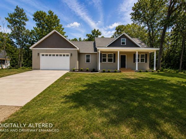 11113 Quail Run Drive W, Wheatfield, IN 46392