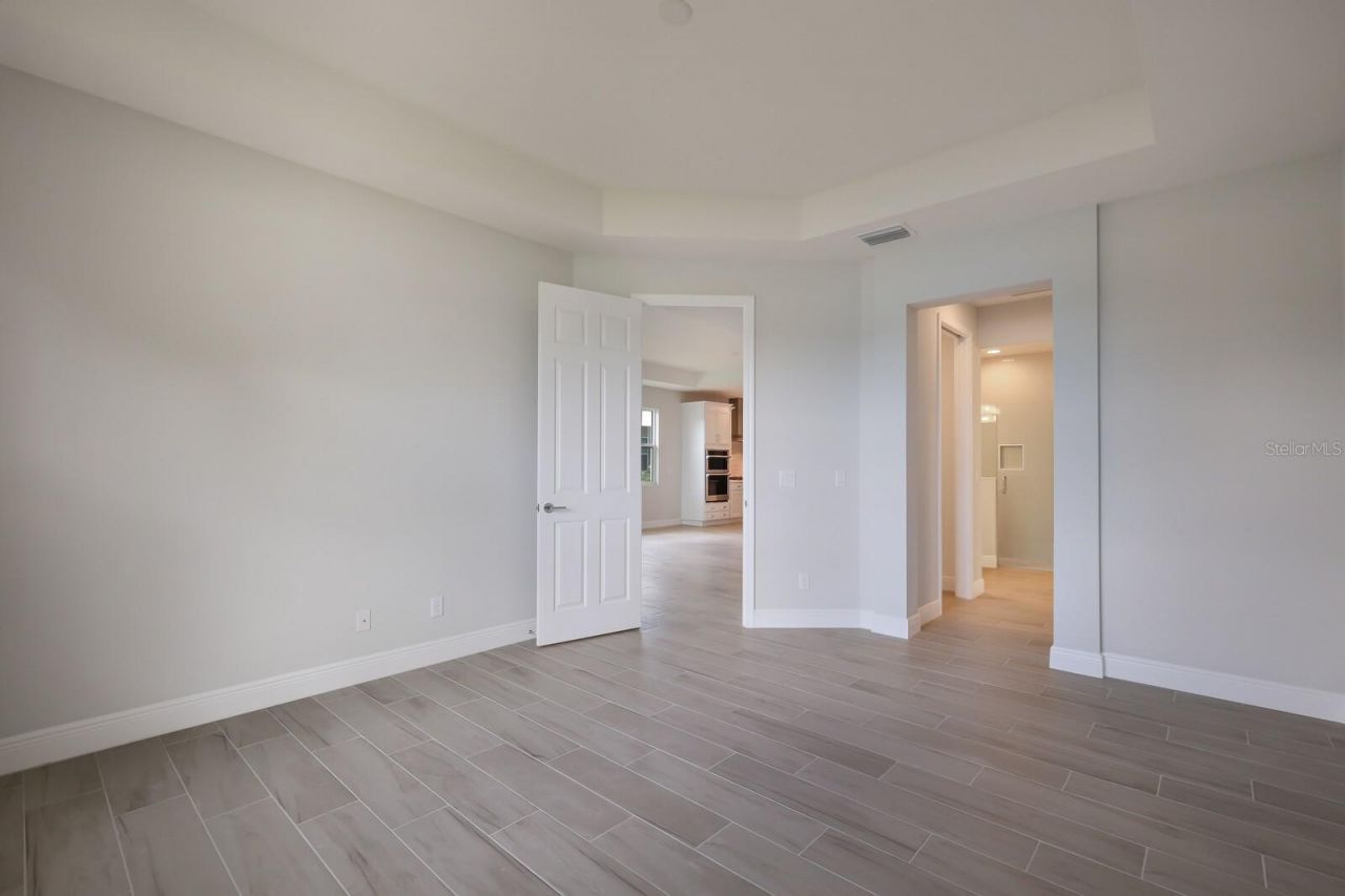 10748 Klee Avenue , Bradenton, FL 34212 Photo
