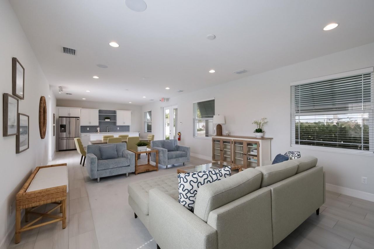 10748 Klee Avenue , Bradenton, FL 34212 Photo