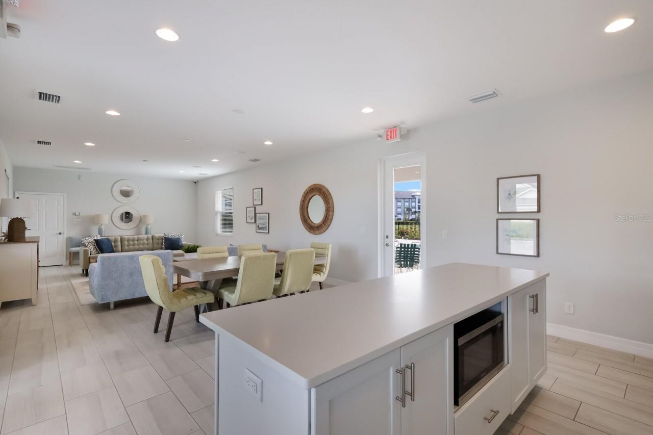 10748 Klee Avenue , Bradenton, FL 34212 Photo
