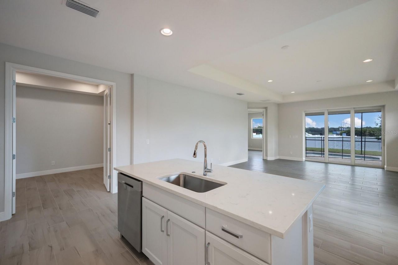 10748 Klee Avenue , Bradenton, FL 34212 Photo