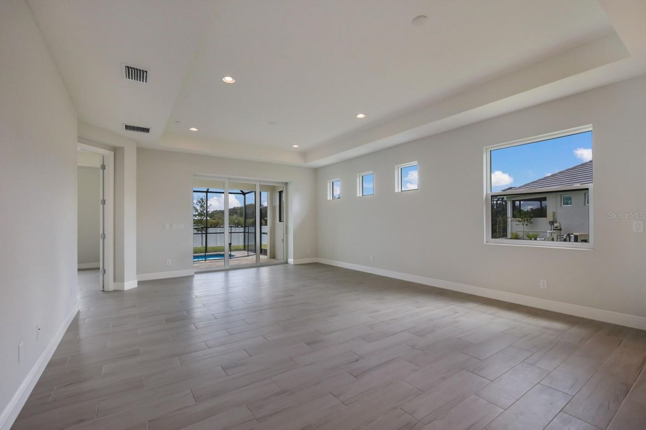 10748 Klee Avenue , Bradenton, FL 34212 Photo