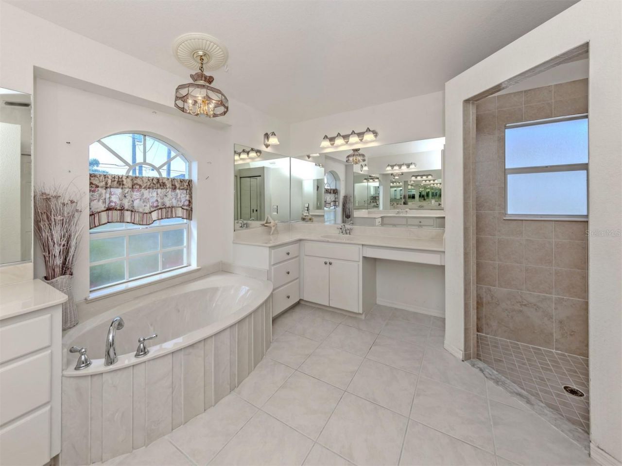 1056 Rotonda Circle , Rotonda West, FL 33947 Photo