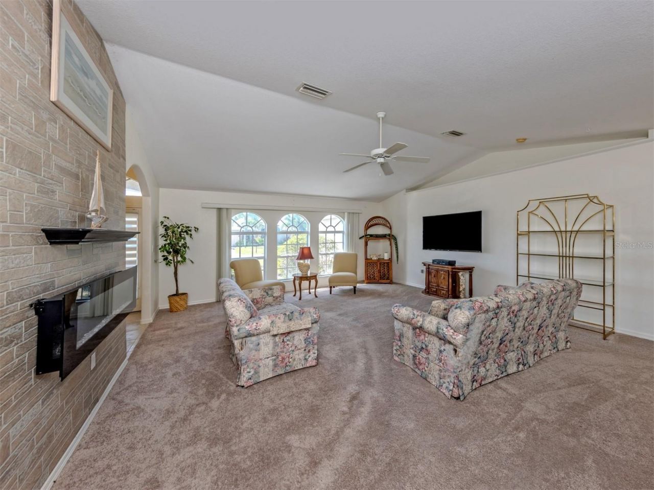 1056 Rotonda Circle , Rotonda West, FL 33947 Photo