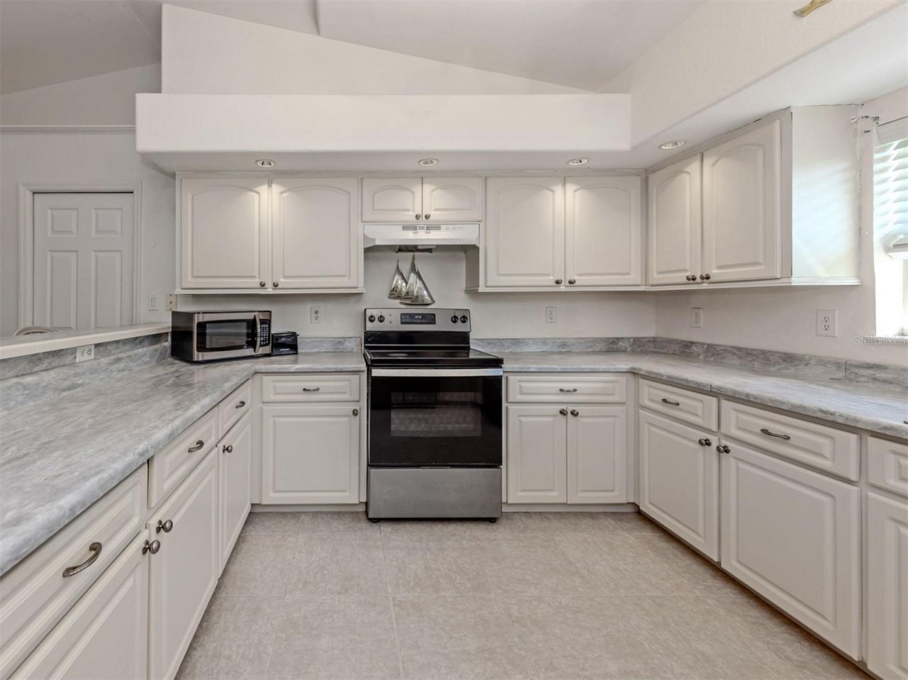 1056 Rotonda Circle , Rotonda West, FL 33947 Photo