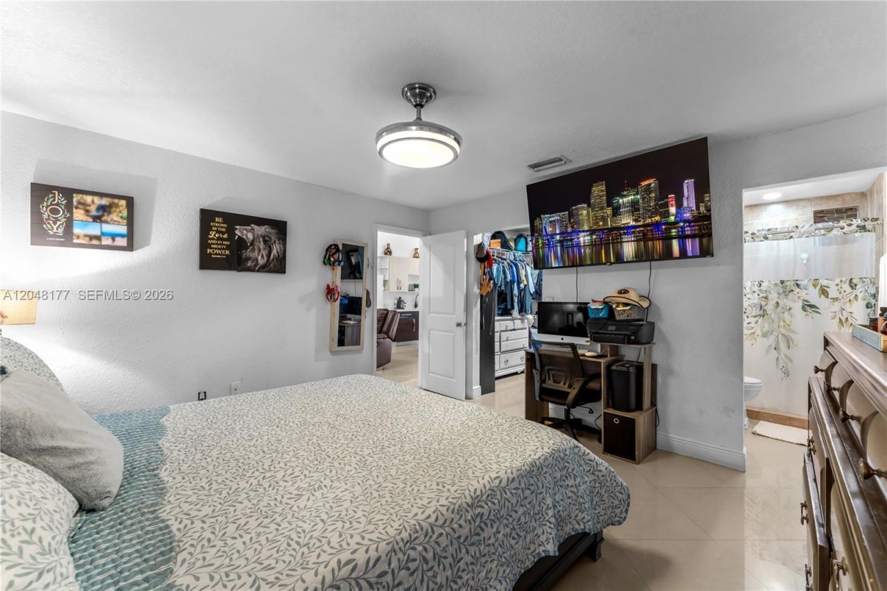 25808 SW 127th Ct Cir , Homestead, FL 33032 Photo