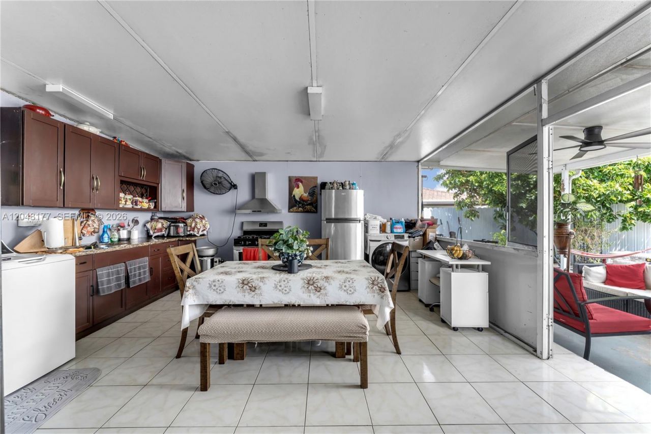 25808 SW 127th Ct Cir , Homestead, FL 33032 Photo