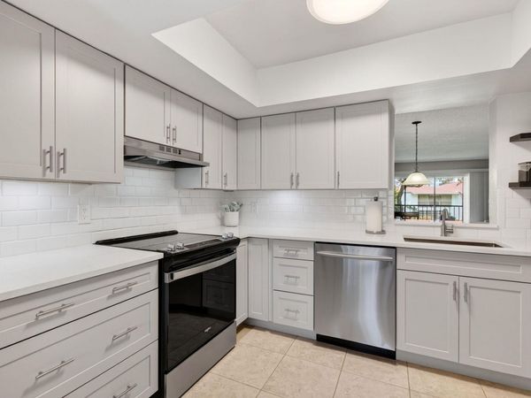6600 S Oriole Boulevard, Delray Beach, FL 33446