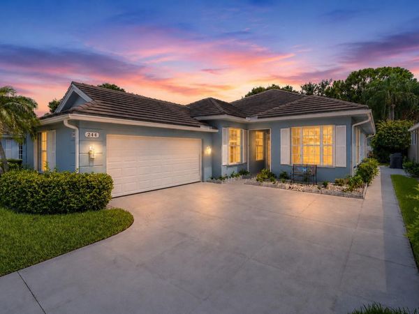 244 NW Bentley Circle, Port St. Lucie, FL 34986