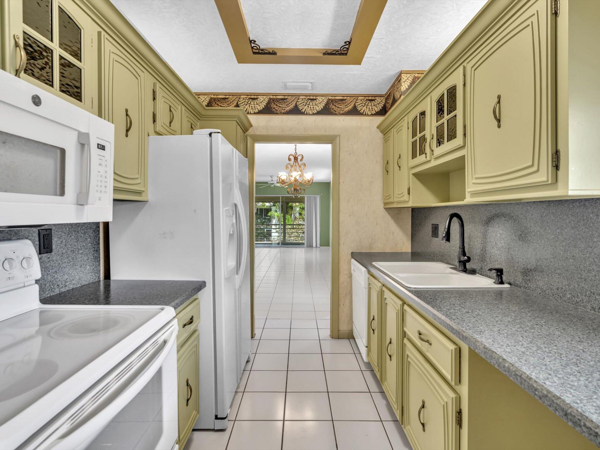 2420 SW 22nd Avenue, Unit 602, Delray Beach, FL 33445 Photo
