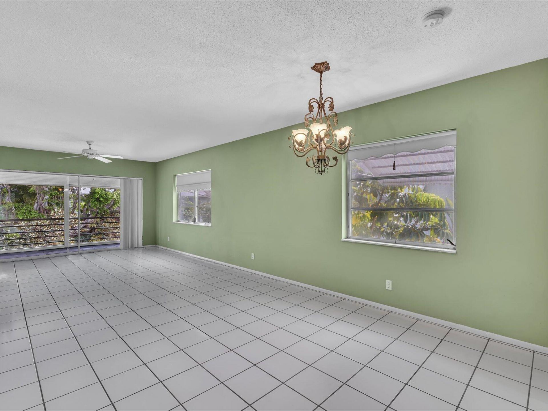 2420 SW 22nd Avenue, Unit 602, Delray Beach, FL 33445 Photo
