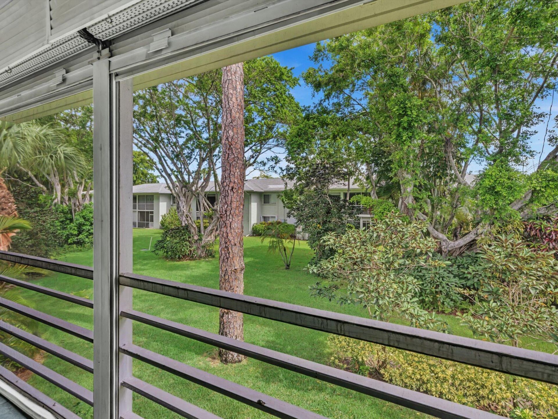 2420 SW 22nd Avenue, Unit 602, Delray Beach, FL 33445 Photo