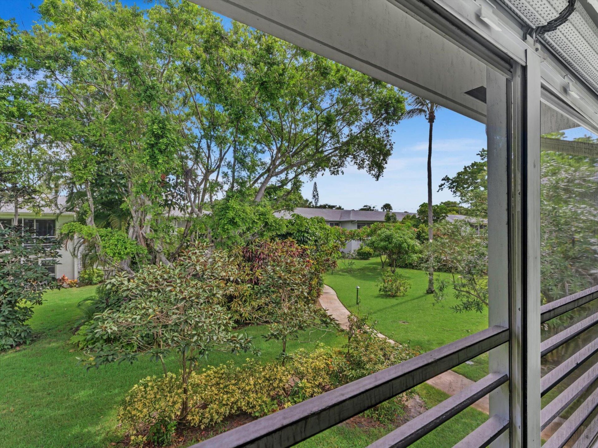 2420 SW 22nd Avenue, Unit 602, Delray Beach, FL 33445 Photo