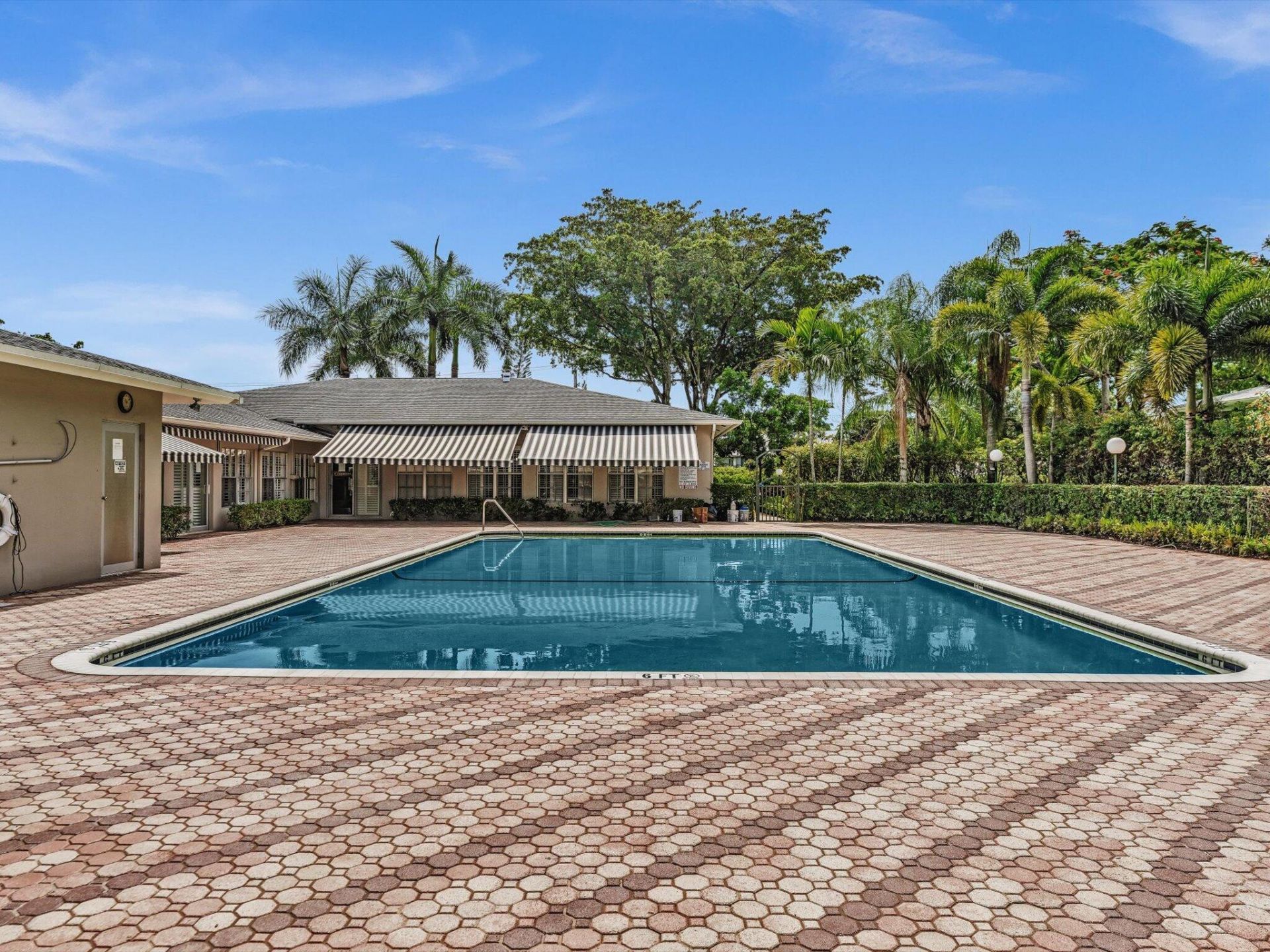 2420 SW 22nd Avenue, Unit 602, Delray Beach, FL 33445 Photo