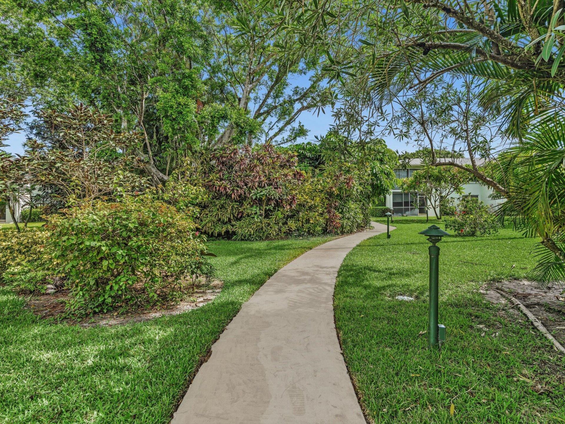 2420 SW 22nd Avenue, Unit 602, Delray Beach, FL 33445 Photo