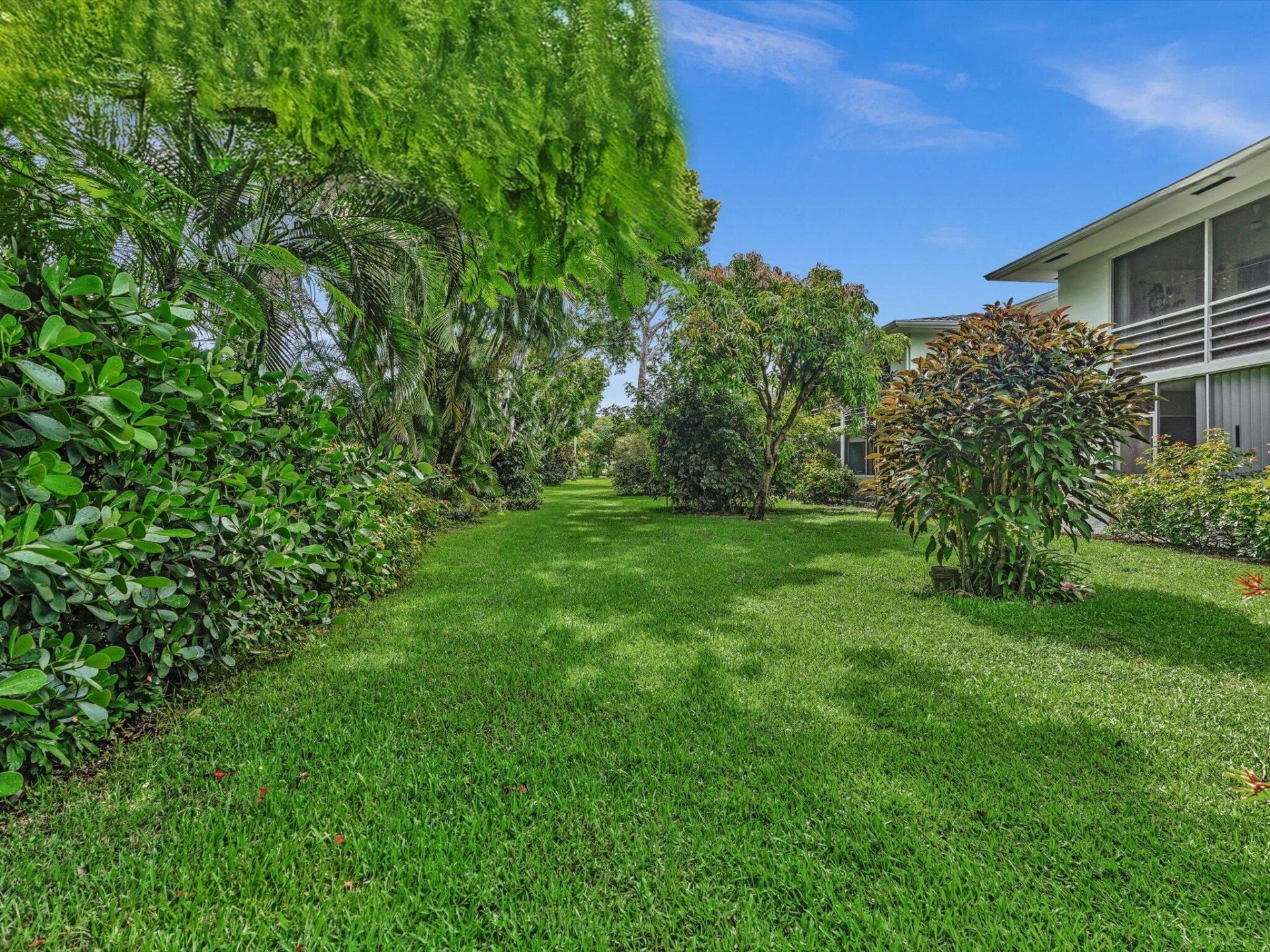 2420 SW 22nd Avenue, Unit 602, Delray Beach, FL 33445 Photo