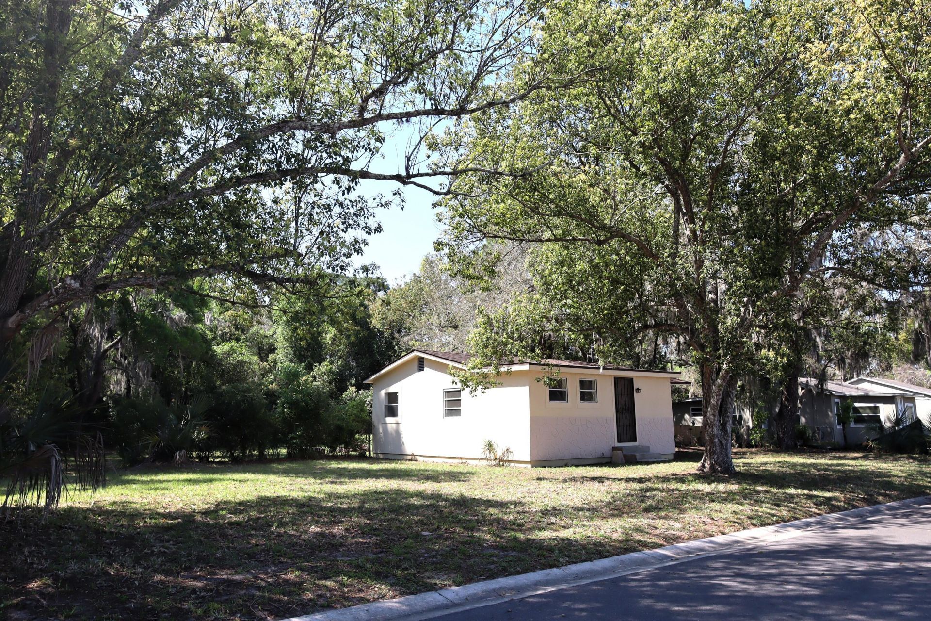 2024 Dixie Avenue, Eustis, FL 32726 Photo