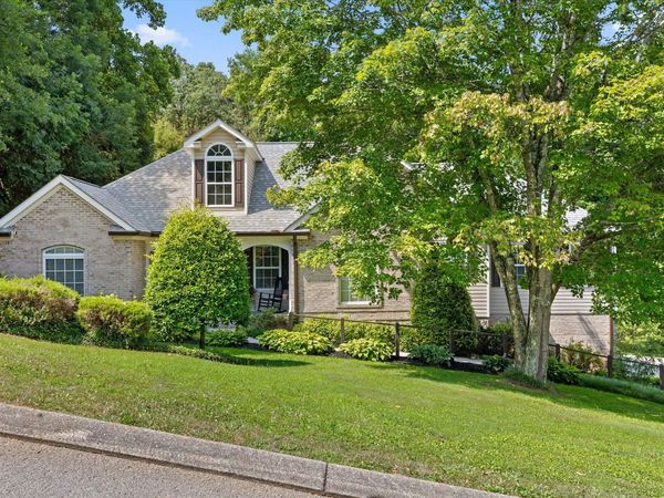 5000 Dellwood Drive, Rossville, GA 30741