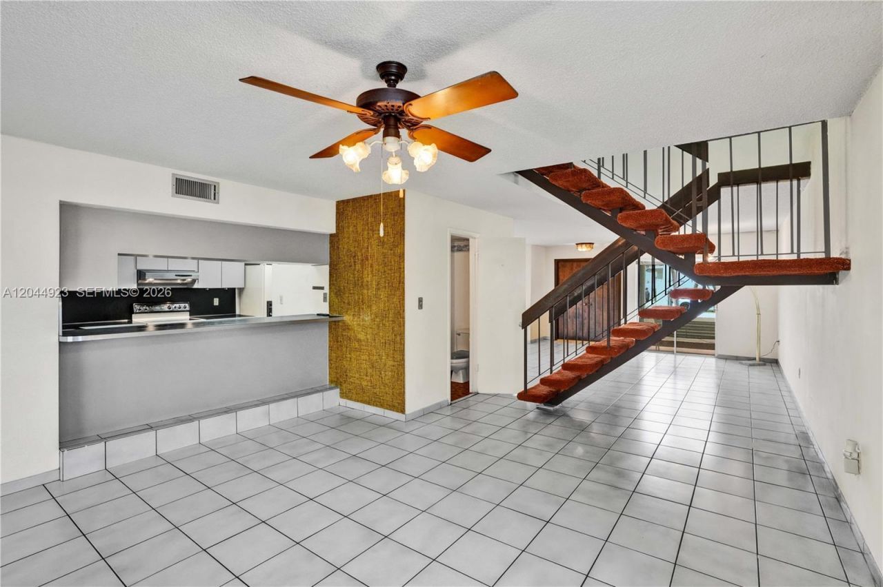 1050 SW 123rd Ave , Unit 2-15CI, Miami, FL 33184 Photo