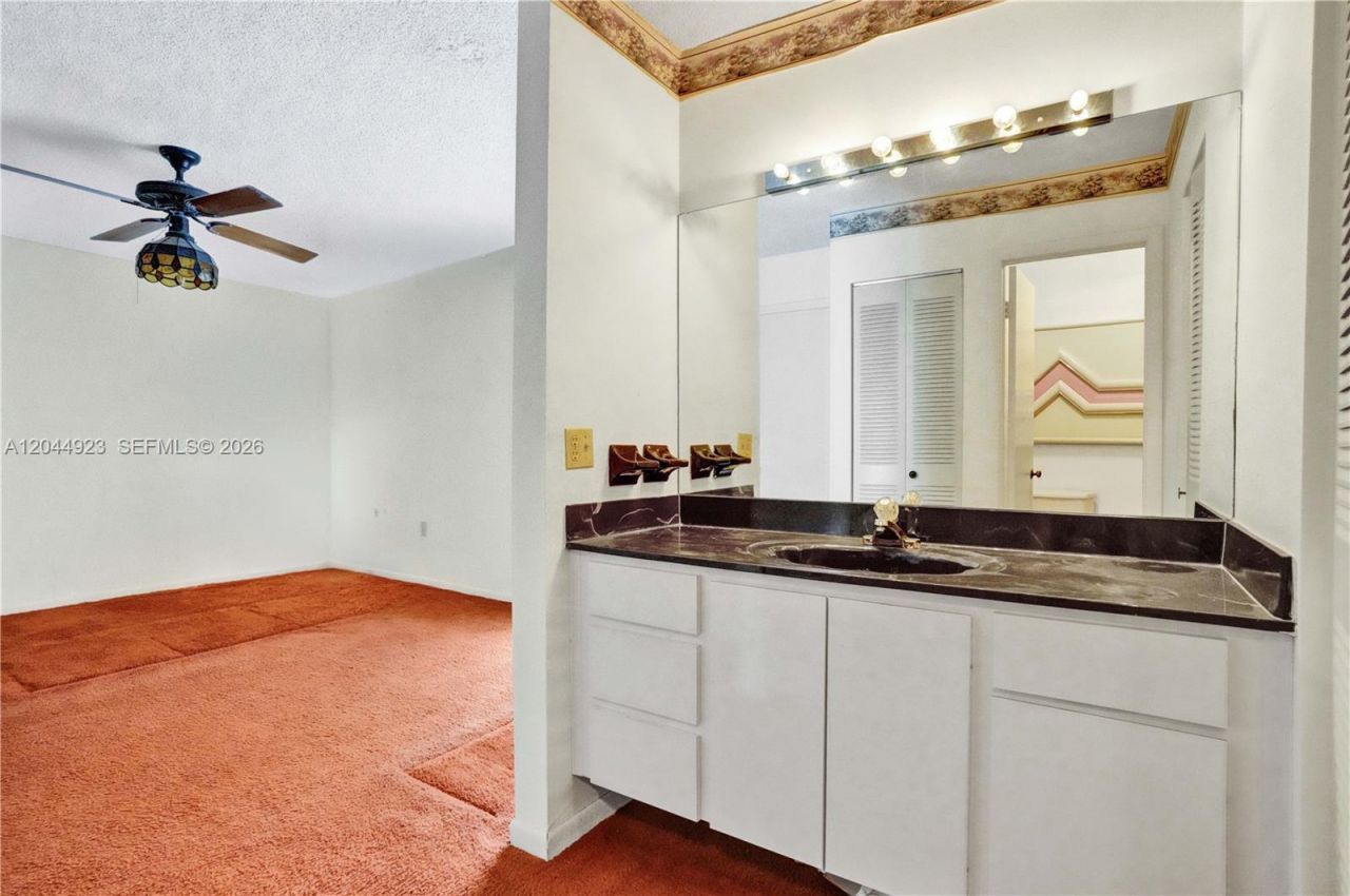 1050 SW 123rd Ave , Unit 2-15CI, Miami, FL 33184 Photo