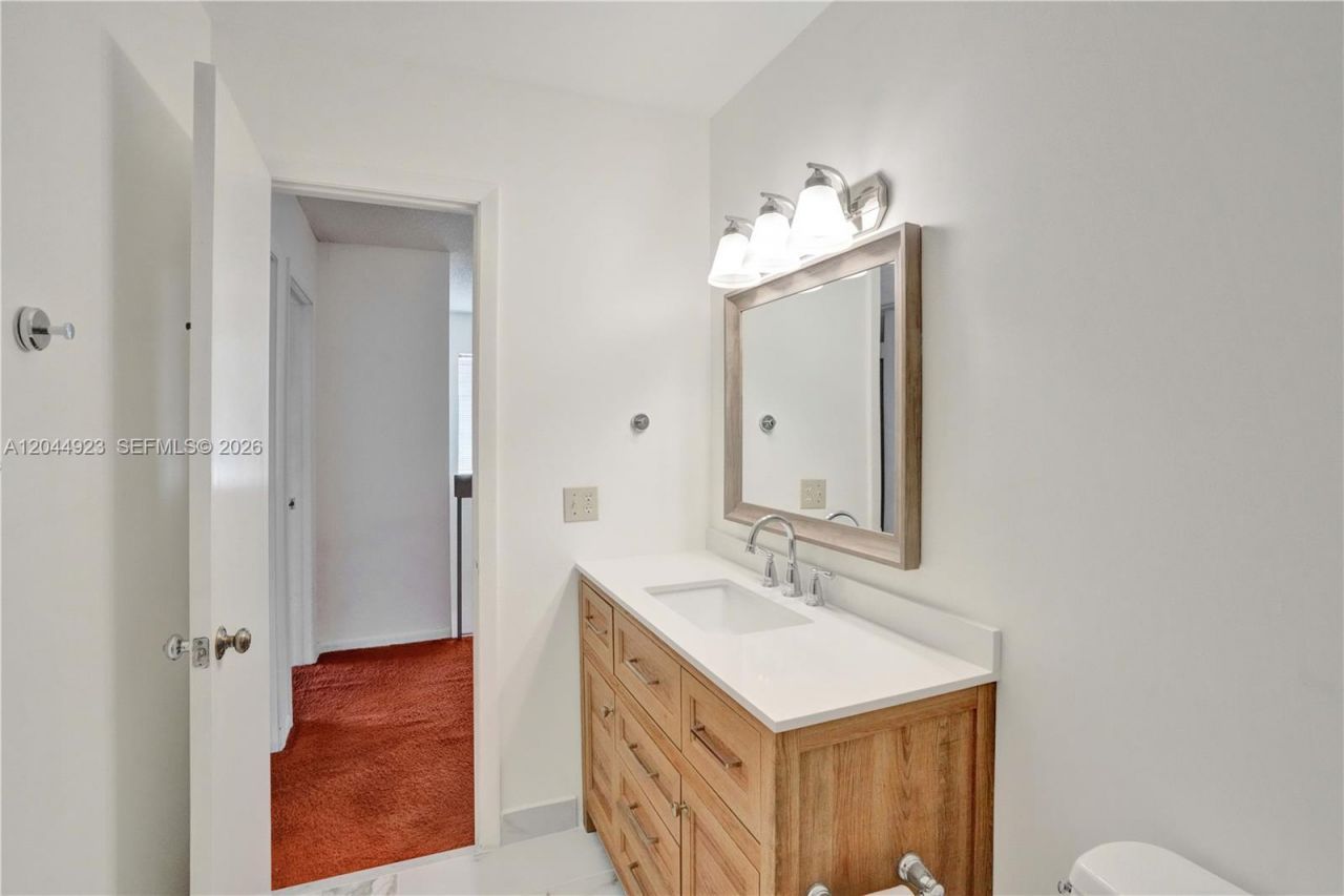 1050 SW 123rd Ave , Unit 2-15CI, Miami, FL 33184 Photo