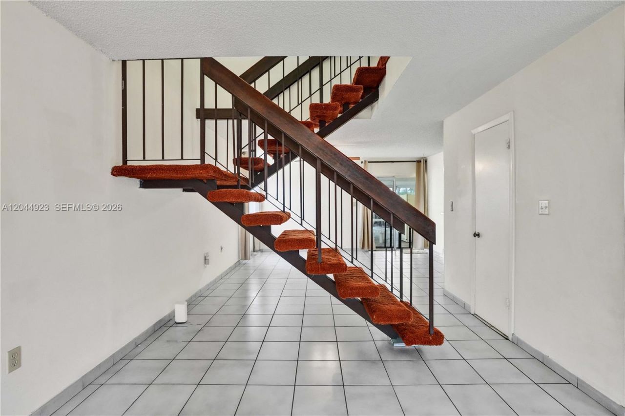 1050 SW 123rd Ave , Unit 2-15CI, Miami, FL 33184 Photo