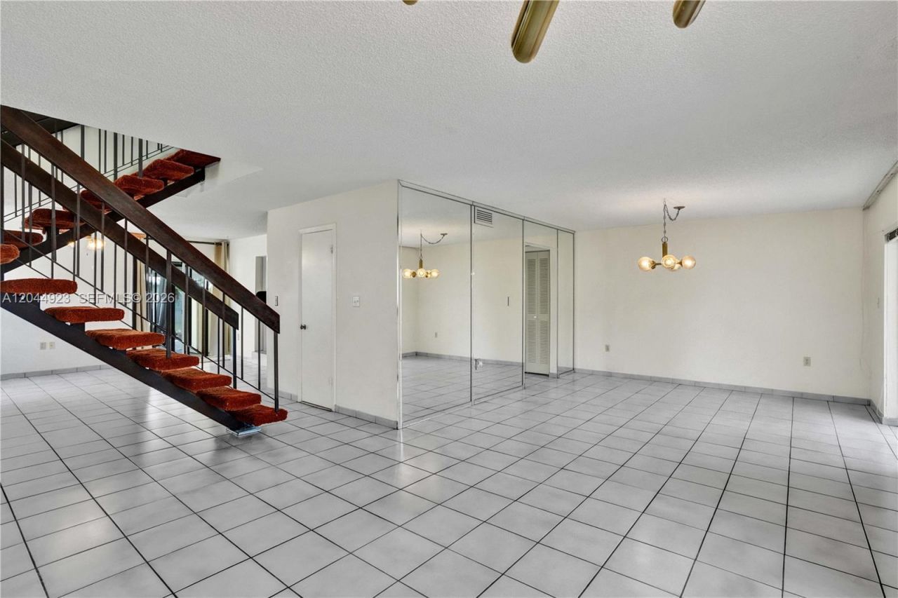 1050 SW 123rd Ave , Unit 2-15CI, Miami, FL 33184 Photo