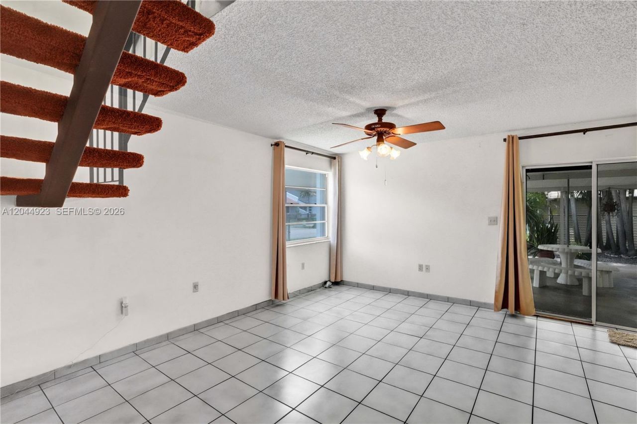 1050 SW 123rd Ave , Unit 2-15CI, Miami, FL 33184 Photo