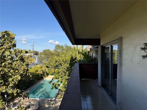 1205 Mariposa Ave , Unit 413, Coral Gables, FL 33146