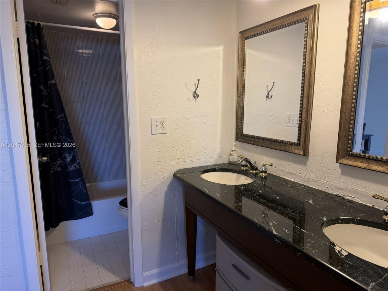 1205 Mariposa Ave , Unit 413, Coral Gables, FL 33146 Photo
