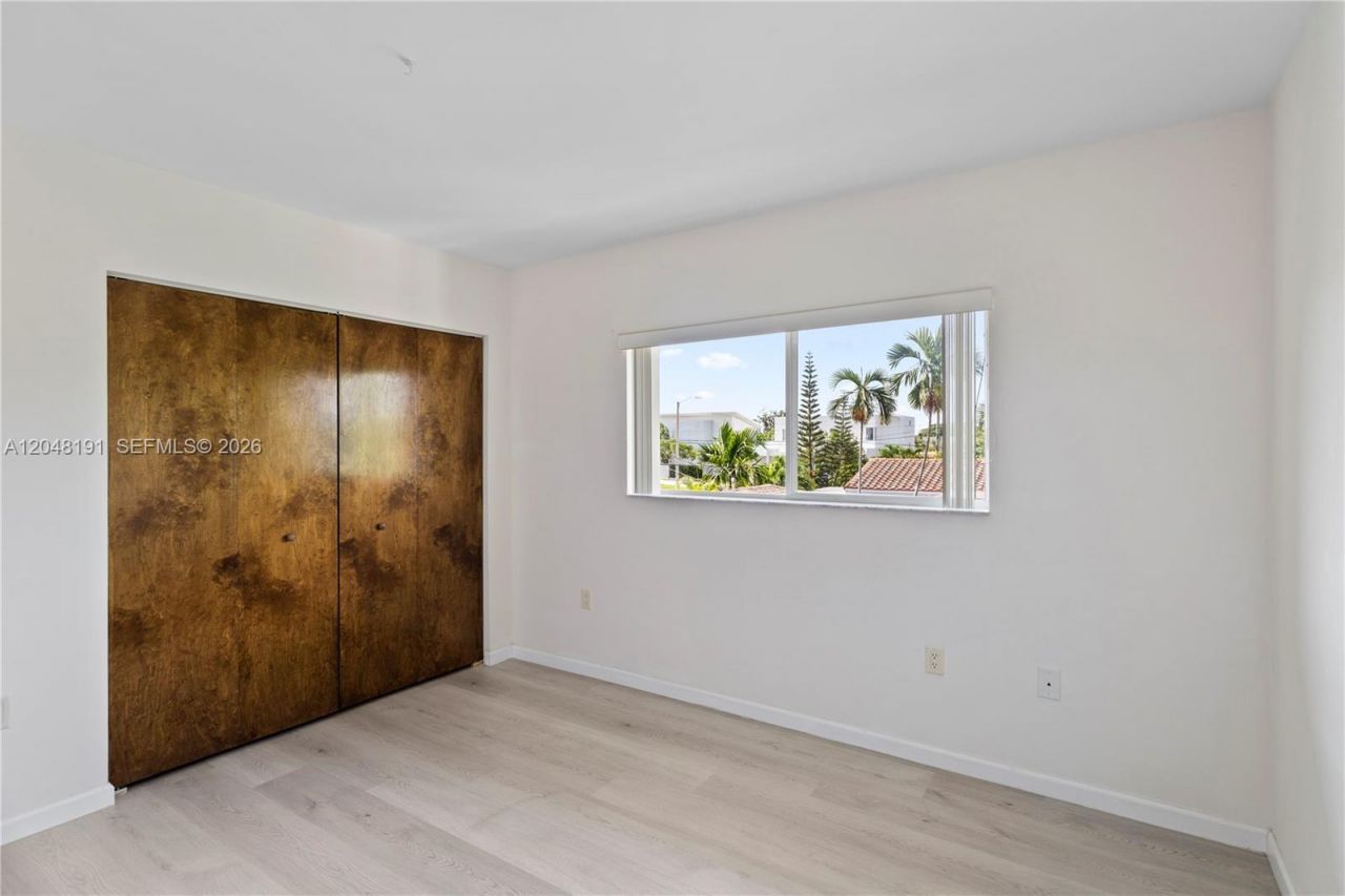 2782 SW 33rd Ave , Unit 2782, Miami, FL 33133 Photo