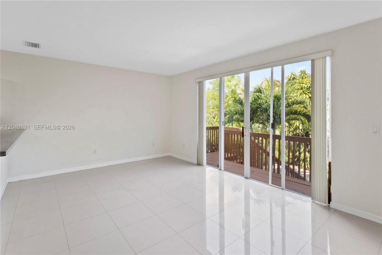 2782 SW 33rd Ave , Unit 2782, Miami, FL 33133 Photo