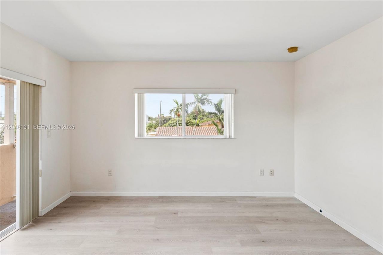 2782 SW 33rd Ave , Unit 2782, Miami, FL 33133 Photo
