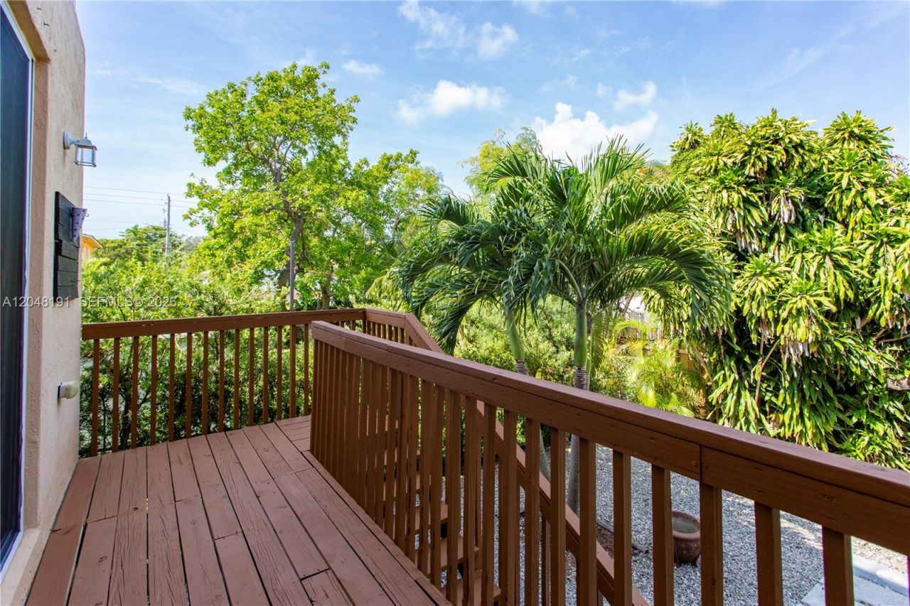 2782 SW 33rd Ave , Unit 2782, Miami, FL 33133 Photo