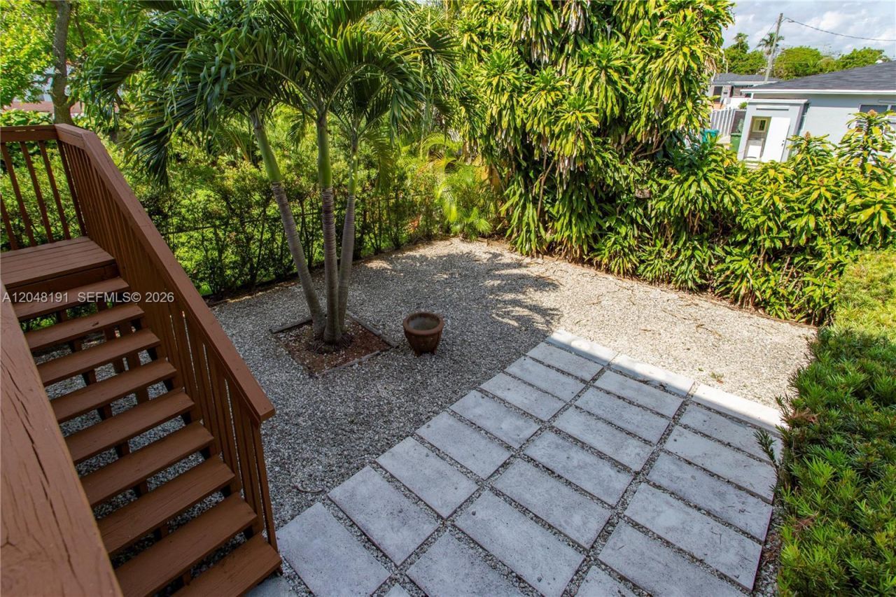 2782 SW 33rd Ave , Unit 2782, Miami, FL 33133 Photo