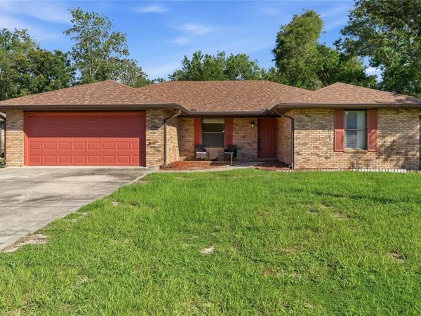 2084 APRICOT DRIVE , DELTONA, FL 32725