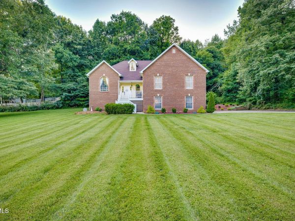 2323 Wynwood Drive, Jonesborough, TN 37659