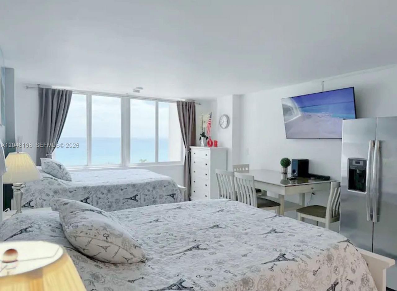 19201 Collins Ave , Unit 545, Sunny Isles Beach, FL 33160 Photo