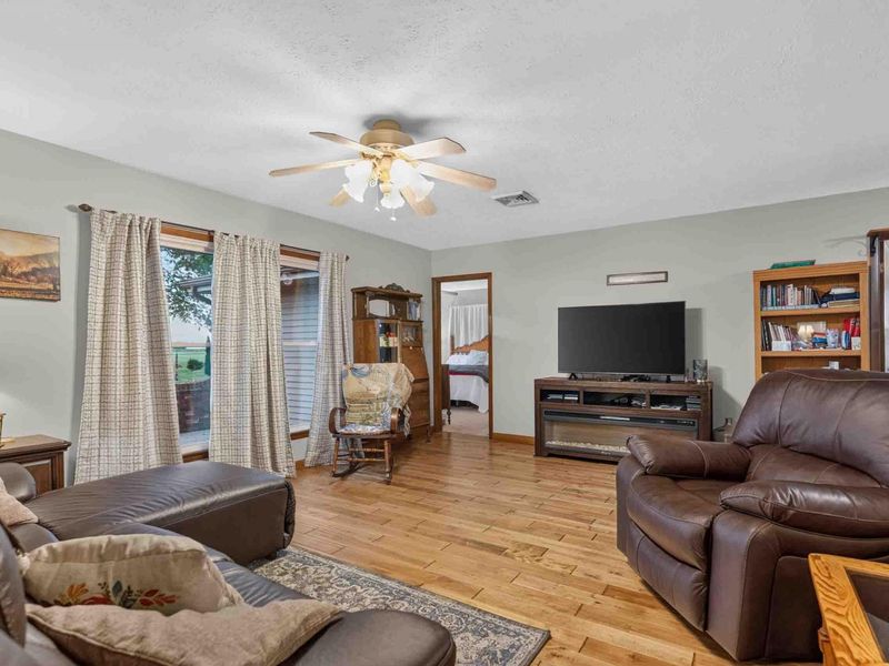 18477 Linker Road, Jackson Center, OH 45334 Photo 9