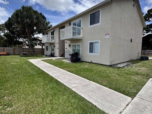 2012 Tree Ridge Lane NE , Palm Bay, FL 32905