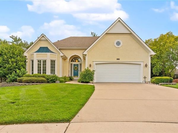 7613 W 148th Street, Overland Park, KS 66223
