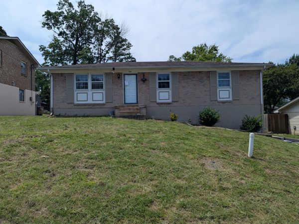 824 Oakwood Terrace Dr , Antioch, TN 37013