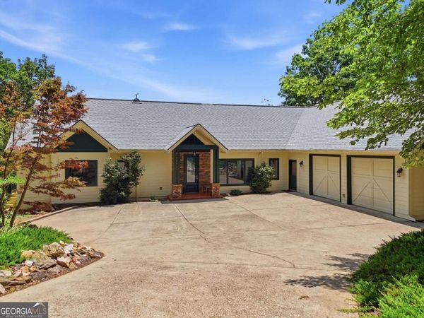 714 Clearview Drive, Talking Rock, GA 30175