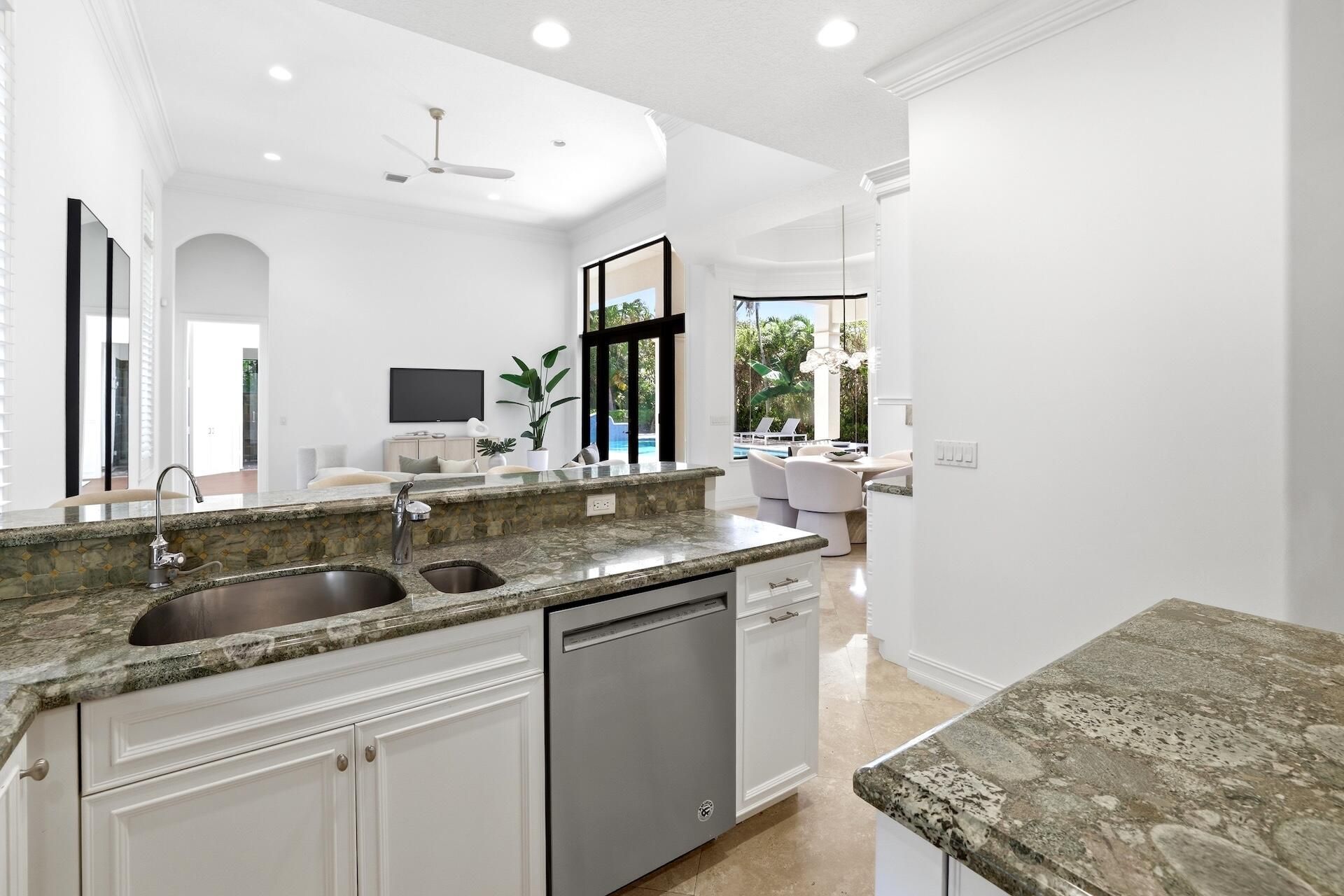 717 NW 4th Street, Boca Raton, FL 33486 Photo