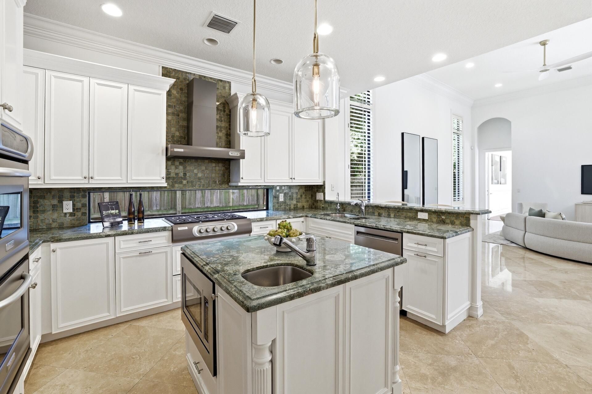 717 NW 4th Street, Boca Raton, FL 33486 Photo