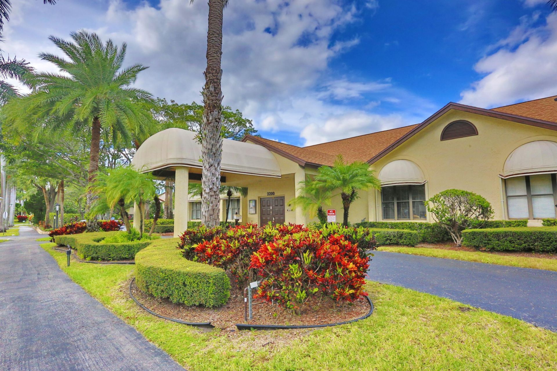 3277 Jog Park Drive, Greenacres, FL 33467 Photo