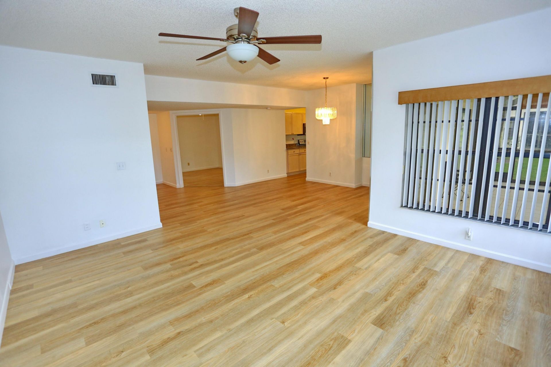 3277 Jog Park Drive, Greenacres, FL 33467 Photo