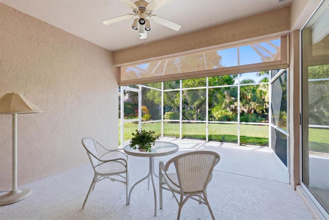 9402 Forest Hills Circle, Sarasota, FL 34238 Photo