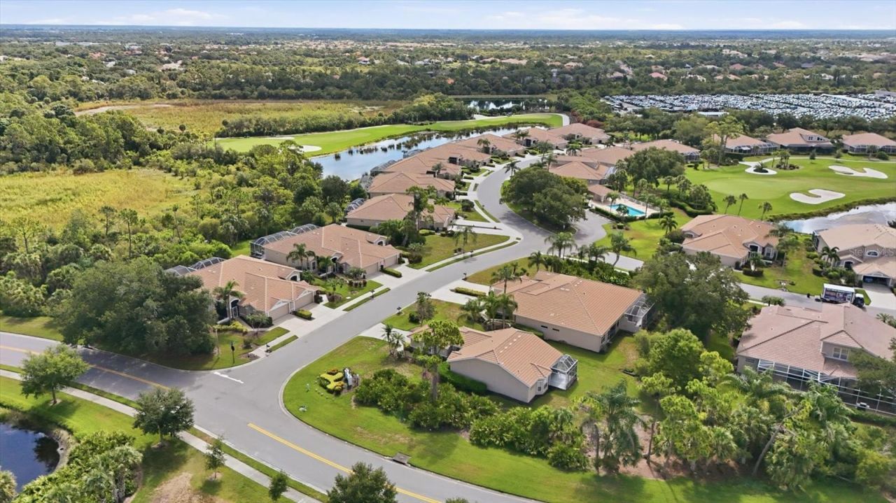 9402 Forest Hills Circle, Sarasota, FL 34238 Photo
